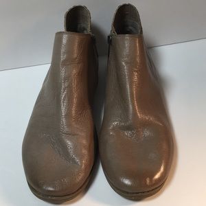 Kenneth Cole Reaction Women’s Booties